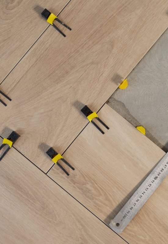 view-tiling-floor-concept-min